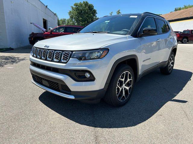new 2024 Jeep Compass car, priced at $33,976
