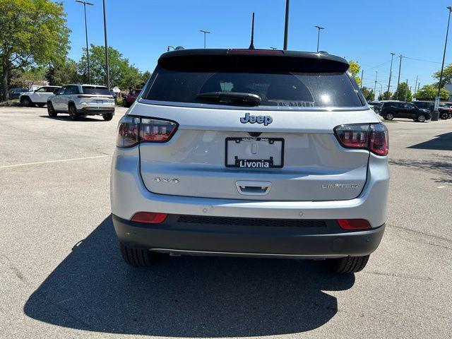 new 2024 Jeep Compass car, priced at $33,976