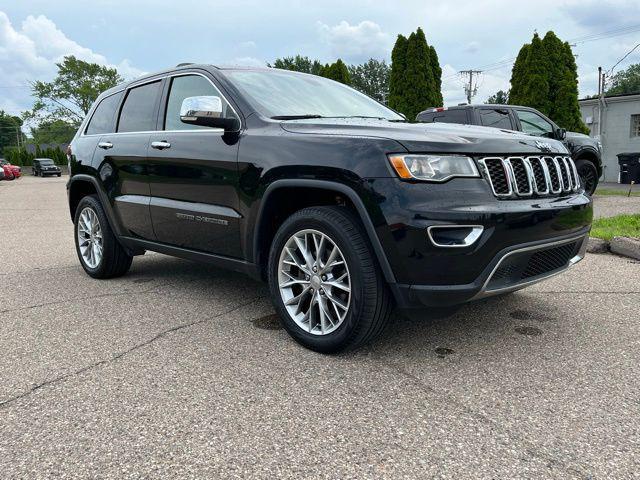 used 2017 Jeep Grand Cherokee car, priced at $16,899