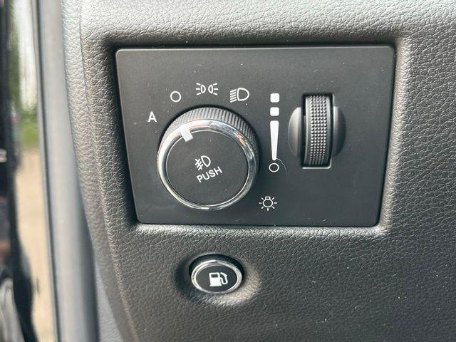 used 2017 Jeep Grand Cherokee car, priced at $16,899