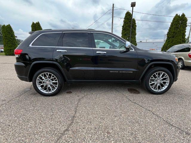used 2017 Jeep Grand Cherokee car, priced at $16,899