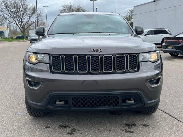used 2016 Jeep Grand Cherokee car, priced at $18,499