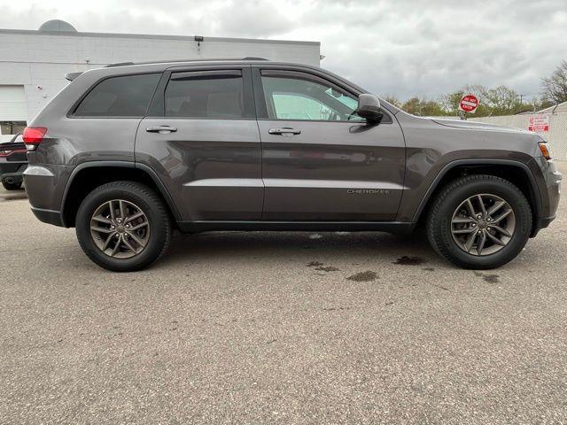 used 2016 Jeep Grand Cherokee car, priced at $18,499