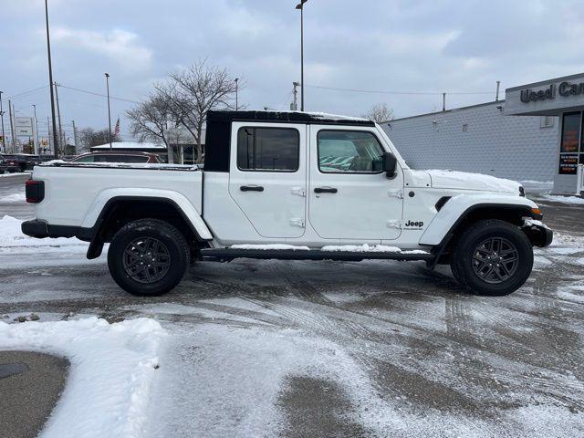 used 2024 Jeep Gladiator car, priced at $39,999