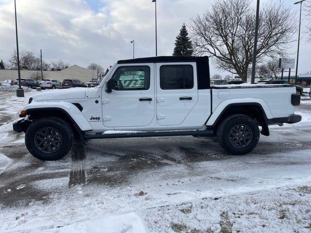 used 2024 Jeep Gladiator car, priced at $39,999