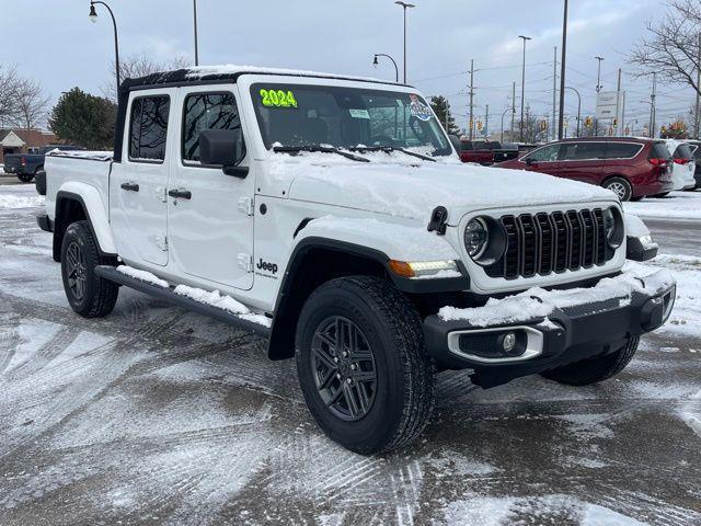 used 2024 Jeep Gladiator car, priced at $39,999