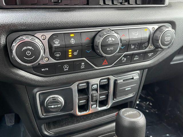 used 2024 Jeep Gladiator car, priced at $39,999