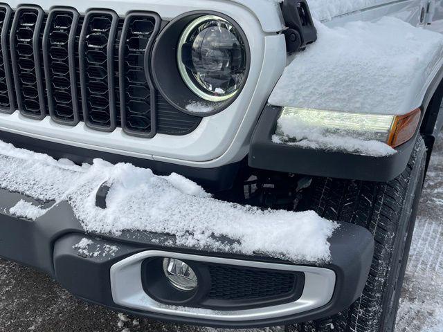 used 2024 Jeep Gladiator car, priced at $39,999