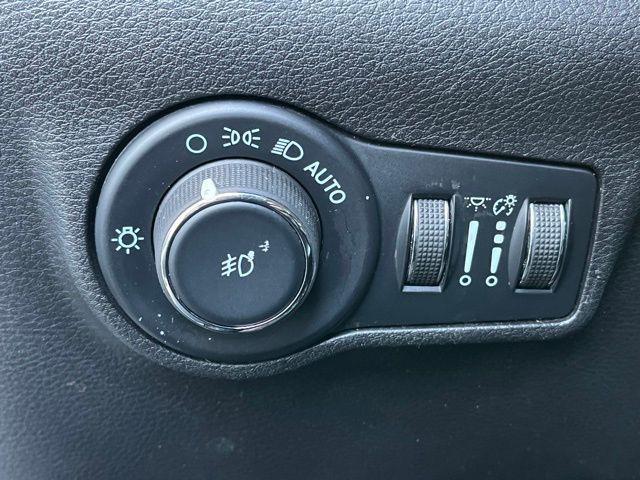 used 2022 Jeep Compass car, priced at $22,899