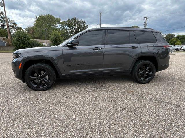 used 2023 Jeep Grand Cherokee L car, priced at $33,699