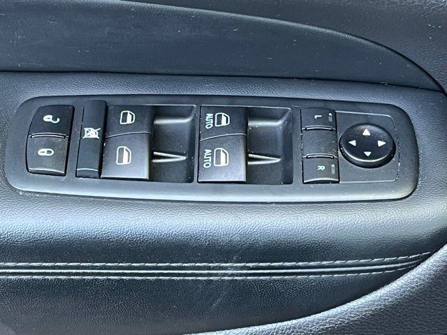 used 2021 Jeep Grand Cherokee car, priced at $24,799
