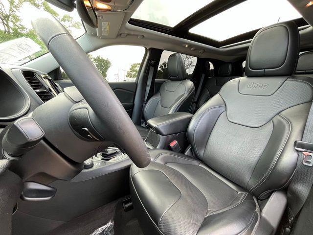 used 2022 Jeep Cherokee car, priced at $25,999