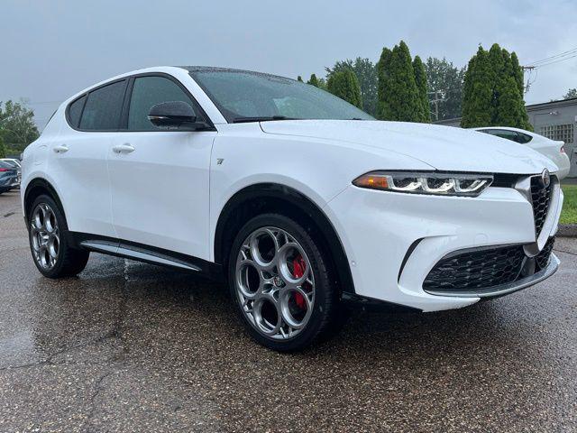 used 2024 Alfa Romeo Tonale car, priced at $29,298