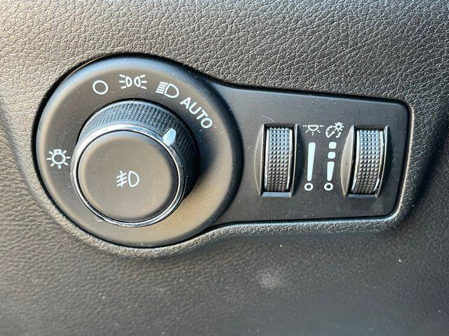 used 2022 Jeep Compass car, priced at $21,399