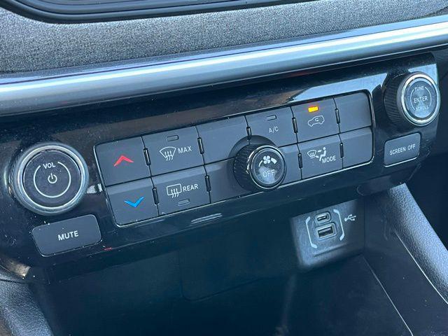 used 2022 Jeep Compass car, priced at $21,399