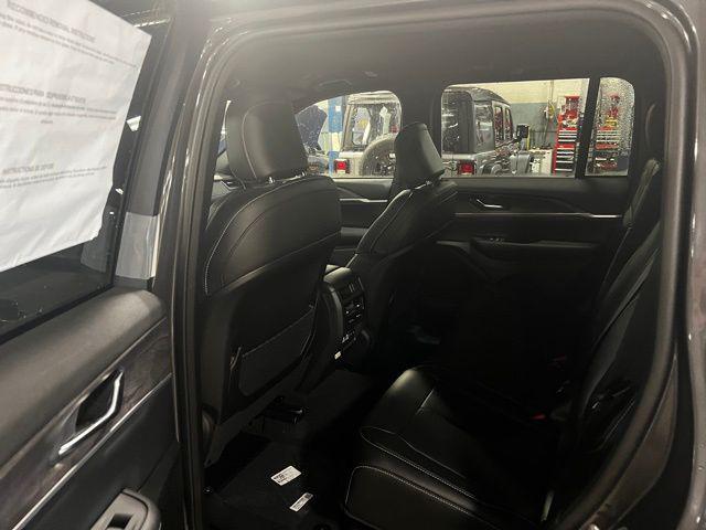 new 2024 Jeep Grand Cherokee car, priced at $47,953
