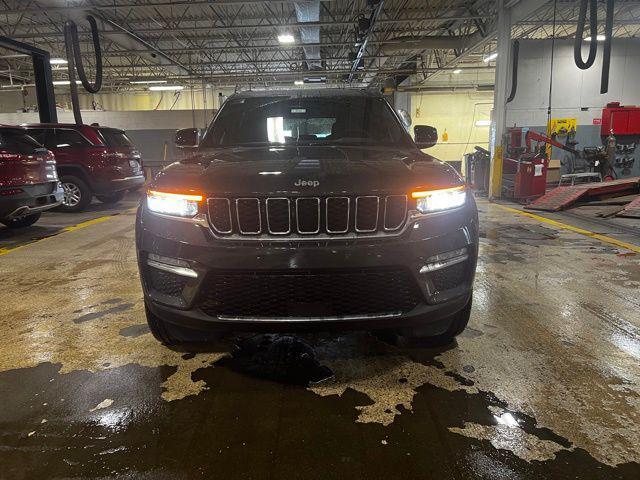 new 2024 Jeep Grand Cherokee car, priced at $47,953