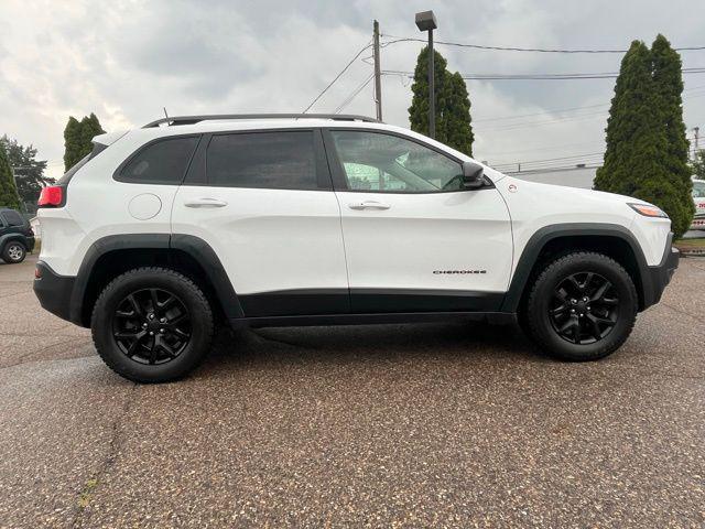 used 2017 Jeep Cherokee car, priced at $15,899