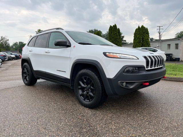 used 2017 Jeep Cherokee car, priced at $15,899