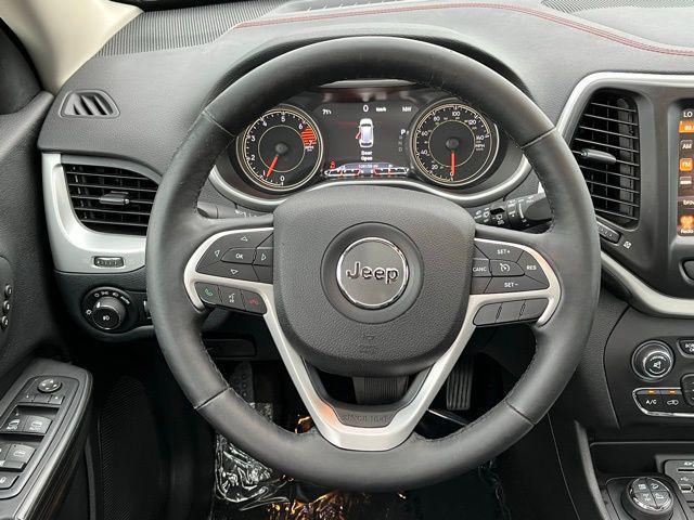 used 2017 Jeep Cherokee car, priced at $15,899