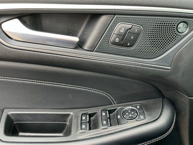 used 2024 Ford Edge car, priced at $33,499