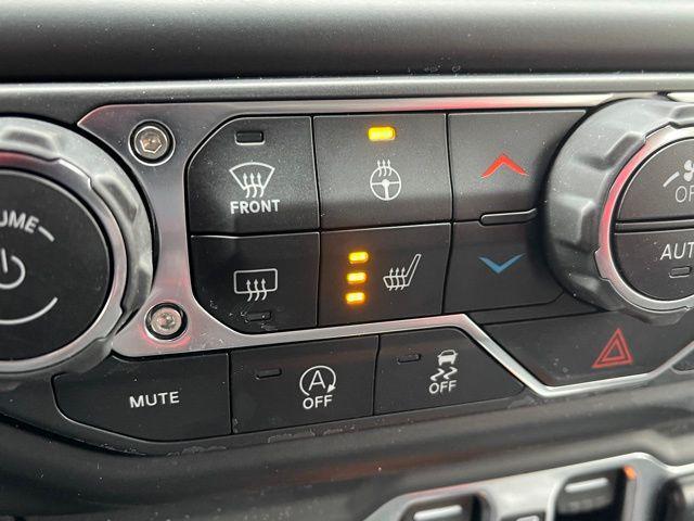used 2021 Jeep Wrangler Unlimited car, priced at $32,499