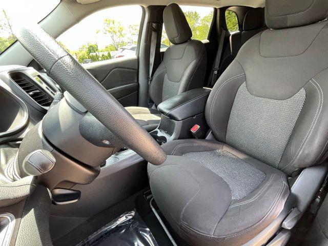 used 2019 Jeep Cherokee car, priced at $15,999