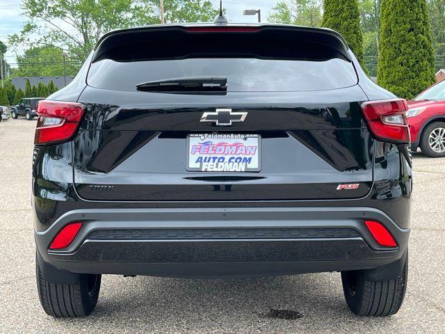 used 2025 Chevrolet Trax car, priced at $24,989