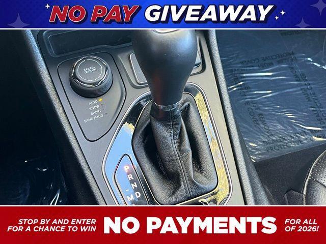 used 2023 Jeep Cherokee car, priced at $23,998