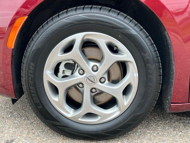 used 2023 Chrysler Pacifica car, priced at $29,899