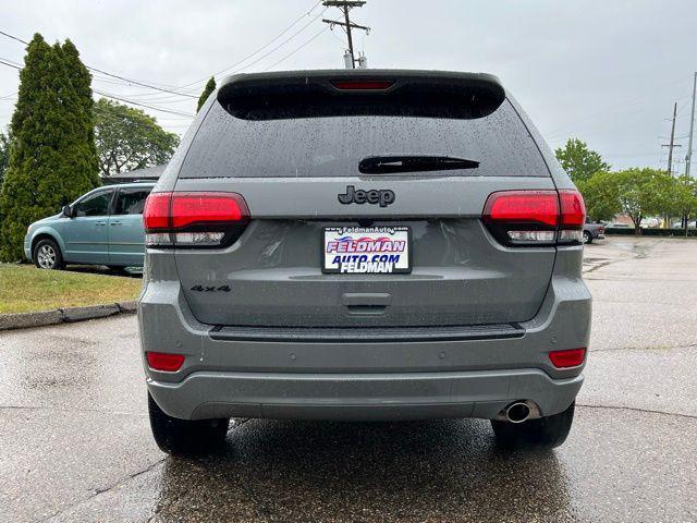 used 2022 Jeep Grand Cherokee car, priced at $31,998