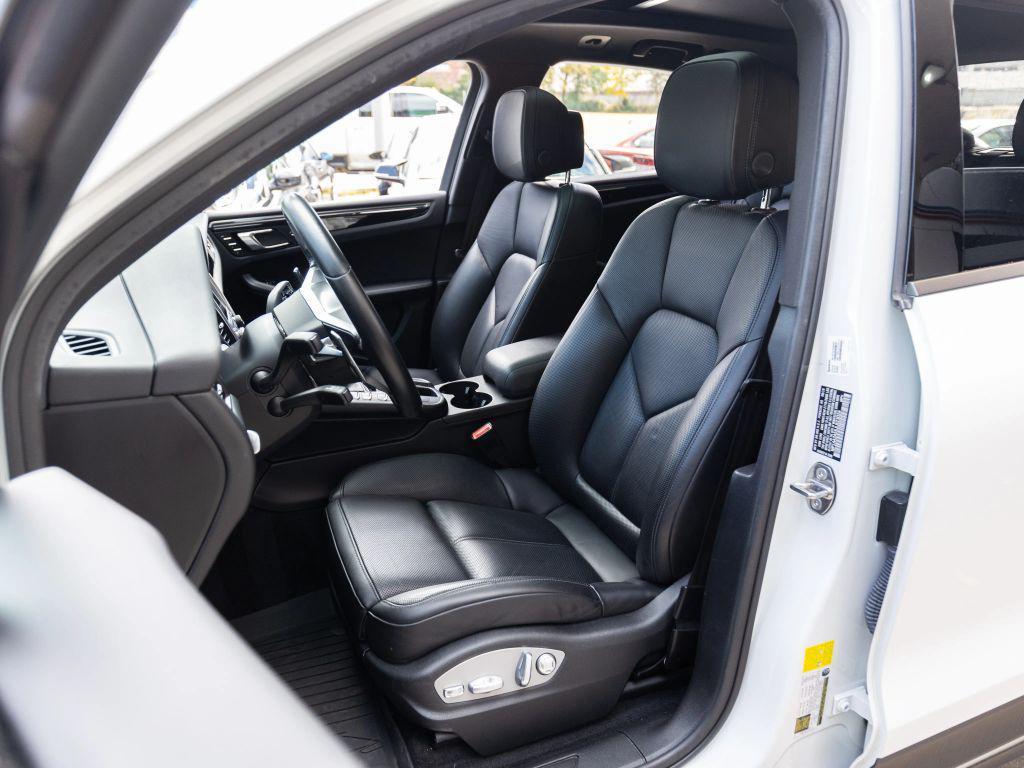 used 2018 Porsche Macan car, priced at $20,995