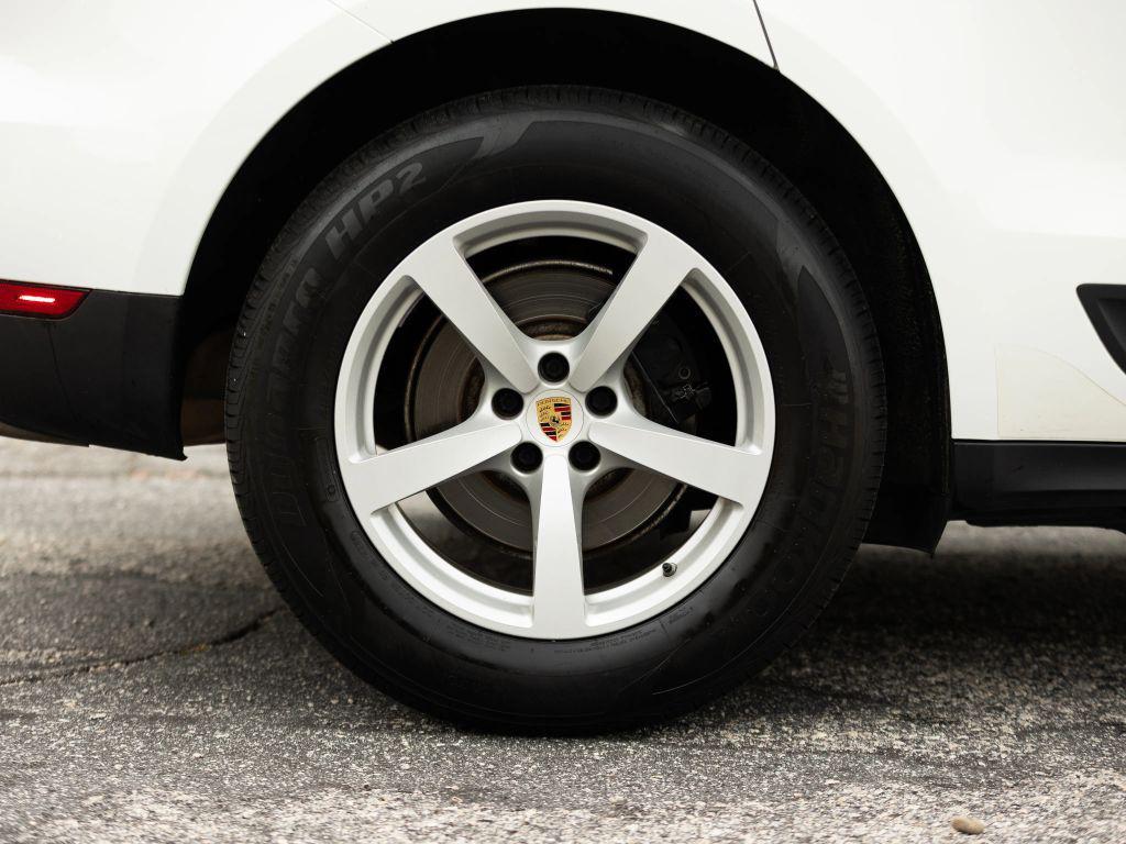 used 2018 Porsche Macan car, priced at $21,995