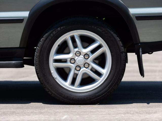 used 2004 Land Rover Discovery car, priced at $21,995
