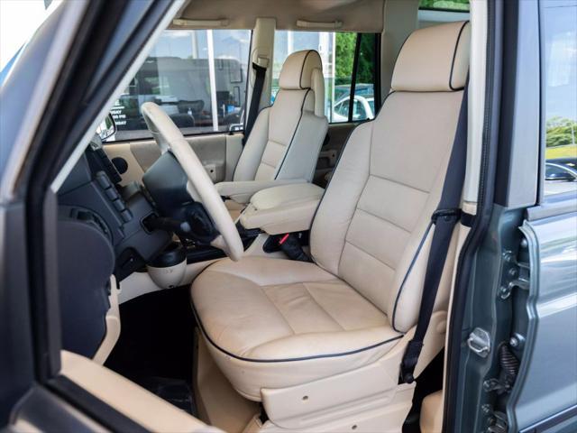 used 2004 Land Rover Discovery car, priced at $21,995