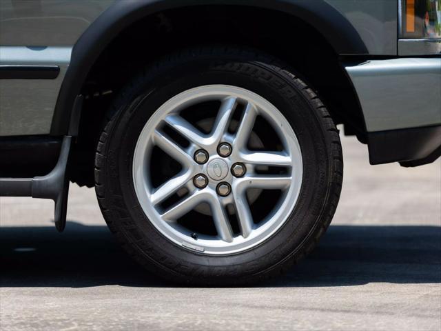 used 2004 Land Rover Discovery car, priced at $21,995