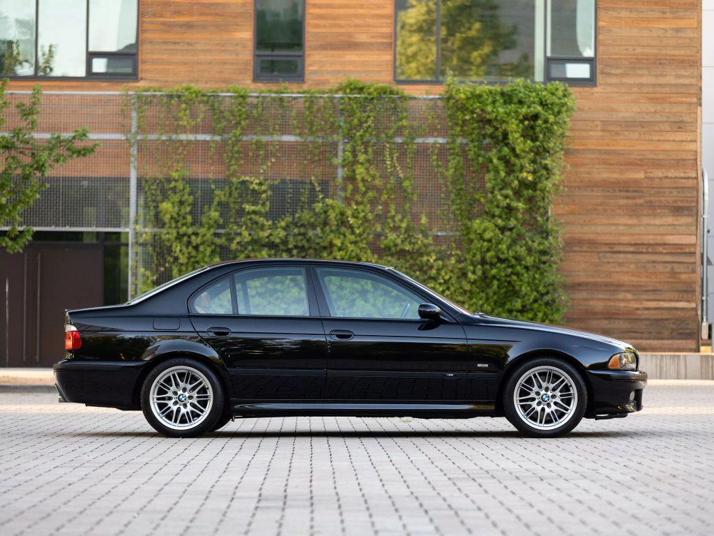 used 2000 BMW M5 car, priced at $44,995
