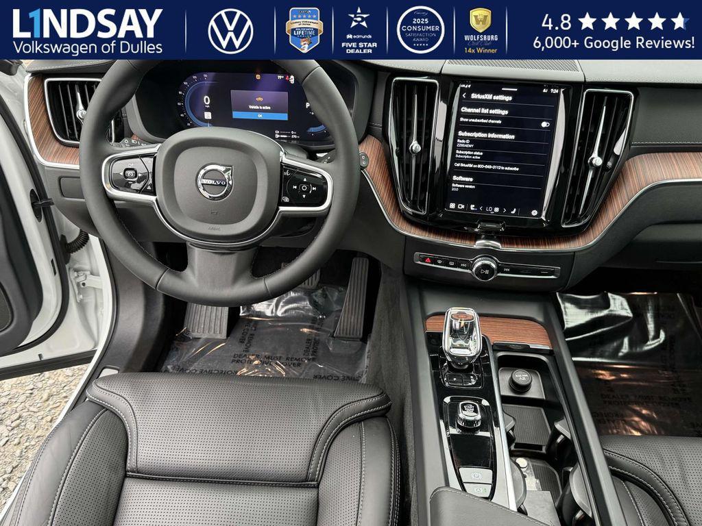 used 2023 Volvo XC60 Recharge Plug-In Hybrid car, priced at $44,997