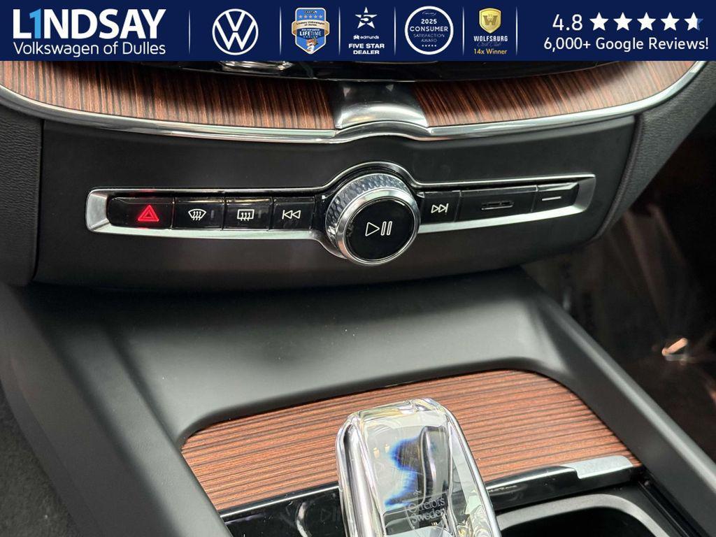 used 2023 Volvo XC60 Recharge Plug-In Hybrid car, priced at $44,997