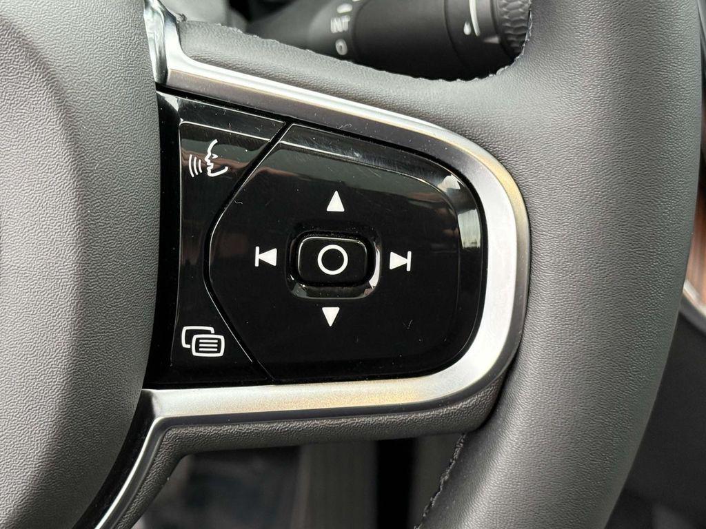 used 2023 Volvo XC60 Recharge Plug-In Hybrid car, priced at $44,557