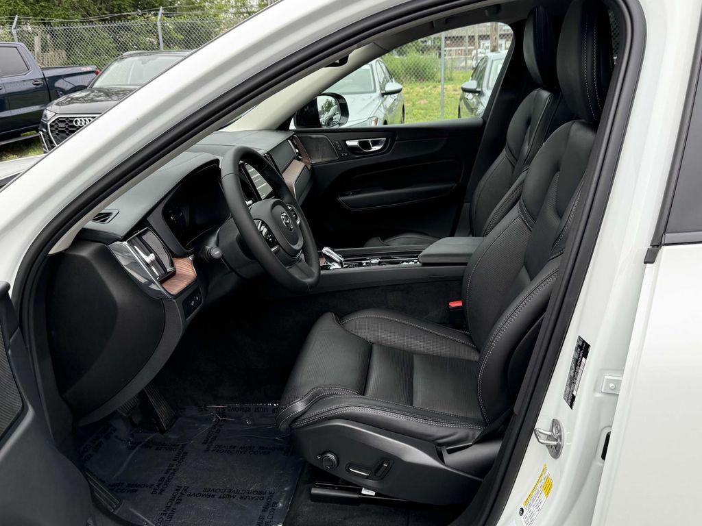 used 2023 Volvo XC60 Recharge Plug-In Hybrid car, priced at $44,557