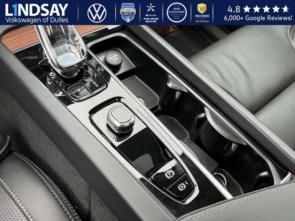 used 2023 Volvo XC60 Recharge Plug-In Hybrid car, priced at $44,997