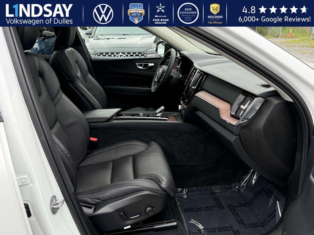 used 2023 Volvo XC60 Recharge Plug-In Hybrid car, priced at $44,997