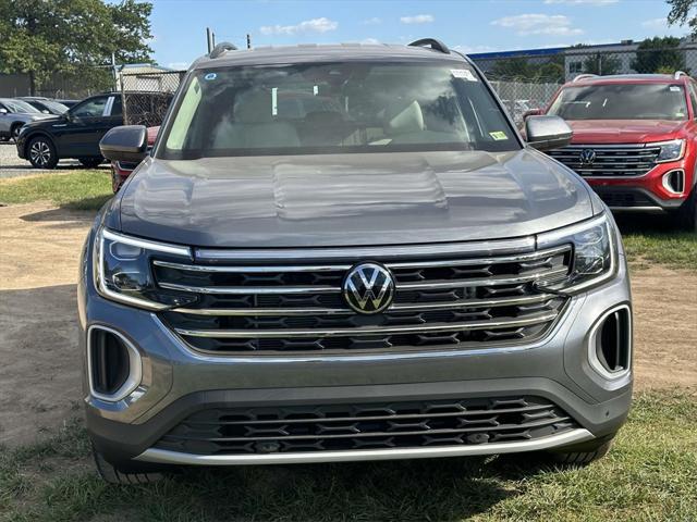 new 2024 Volkswagen Atlas car, priced at $39,558