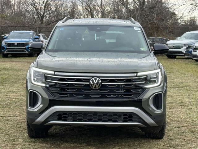 new 2025 Volkswagen Atlas car, priced at $45,284