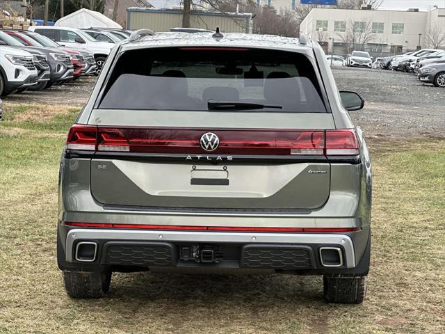 new 2025 Volkswagen Atlas car, priced at $45,284