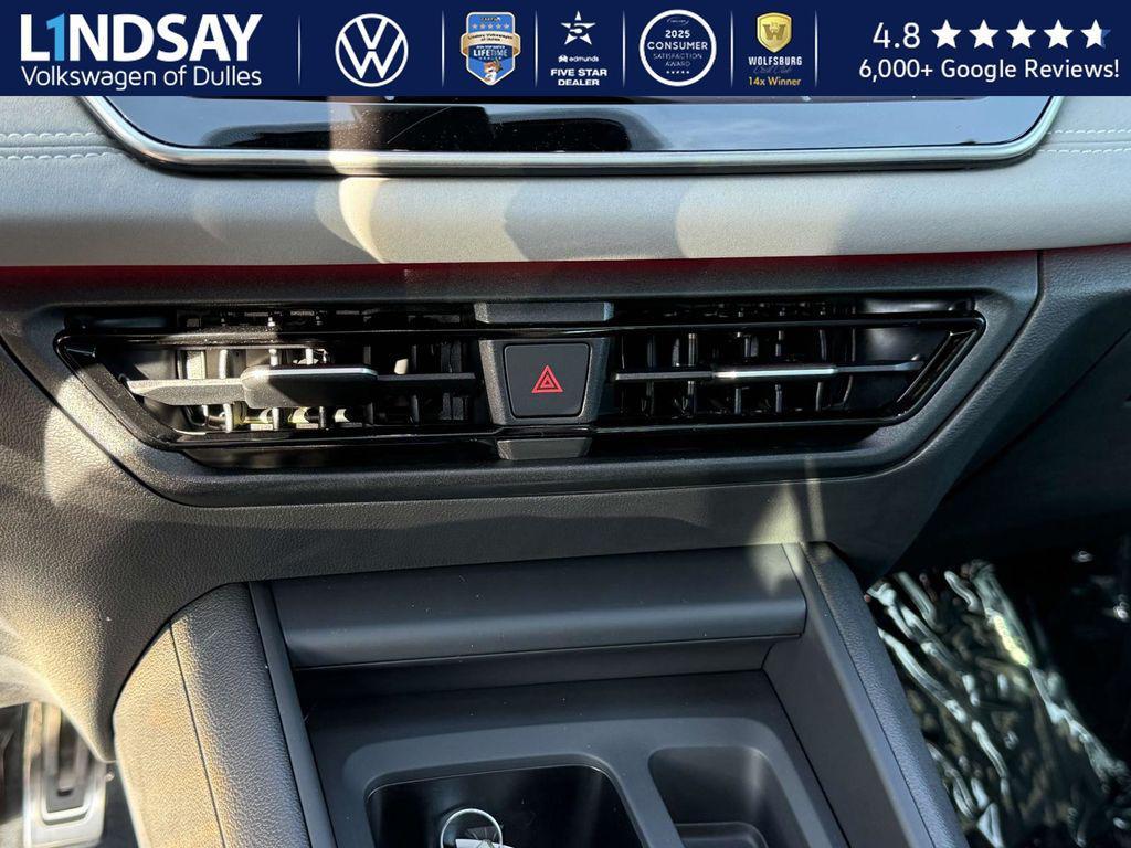 new 2025 Volkswagen Tiguan car, priced at $36,078