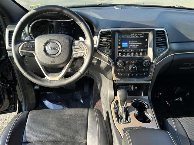 used 2017 Jeep Grand Cherokee car, priced at $15,555