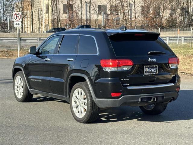 used 2017 Jeep Grand Cherokee car, priced at $15,555