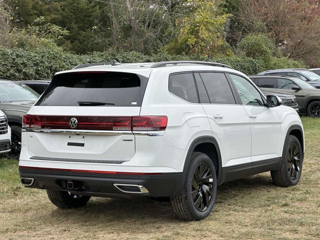 new 2024 Volkswagen Atlas car, priced at $39,693